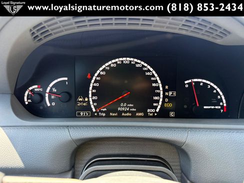 Used 2012 Mercedes-Benz CL 63 AMG image 26