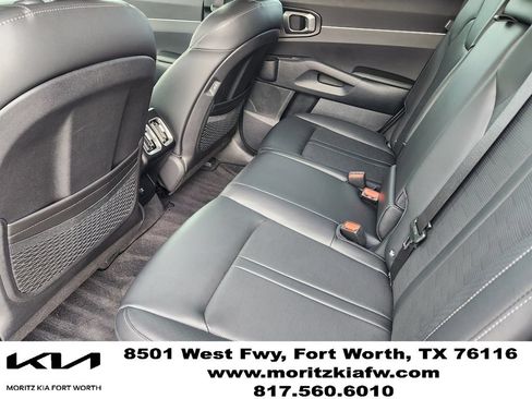 Used 2025 Kia Sorento S AWD/4WD image 19