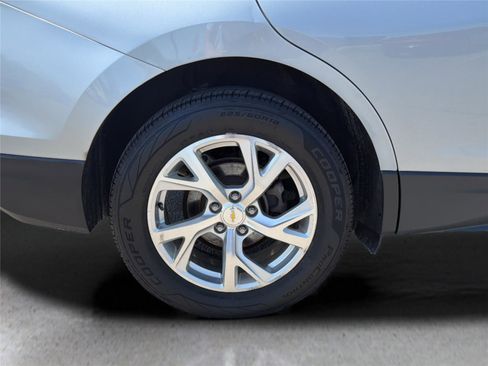 Used 2018 Chevrolet Equinox Premier AWD/4WD image 38