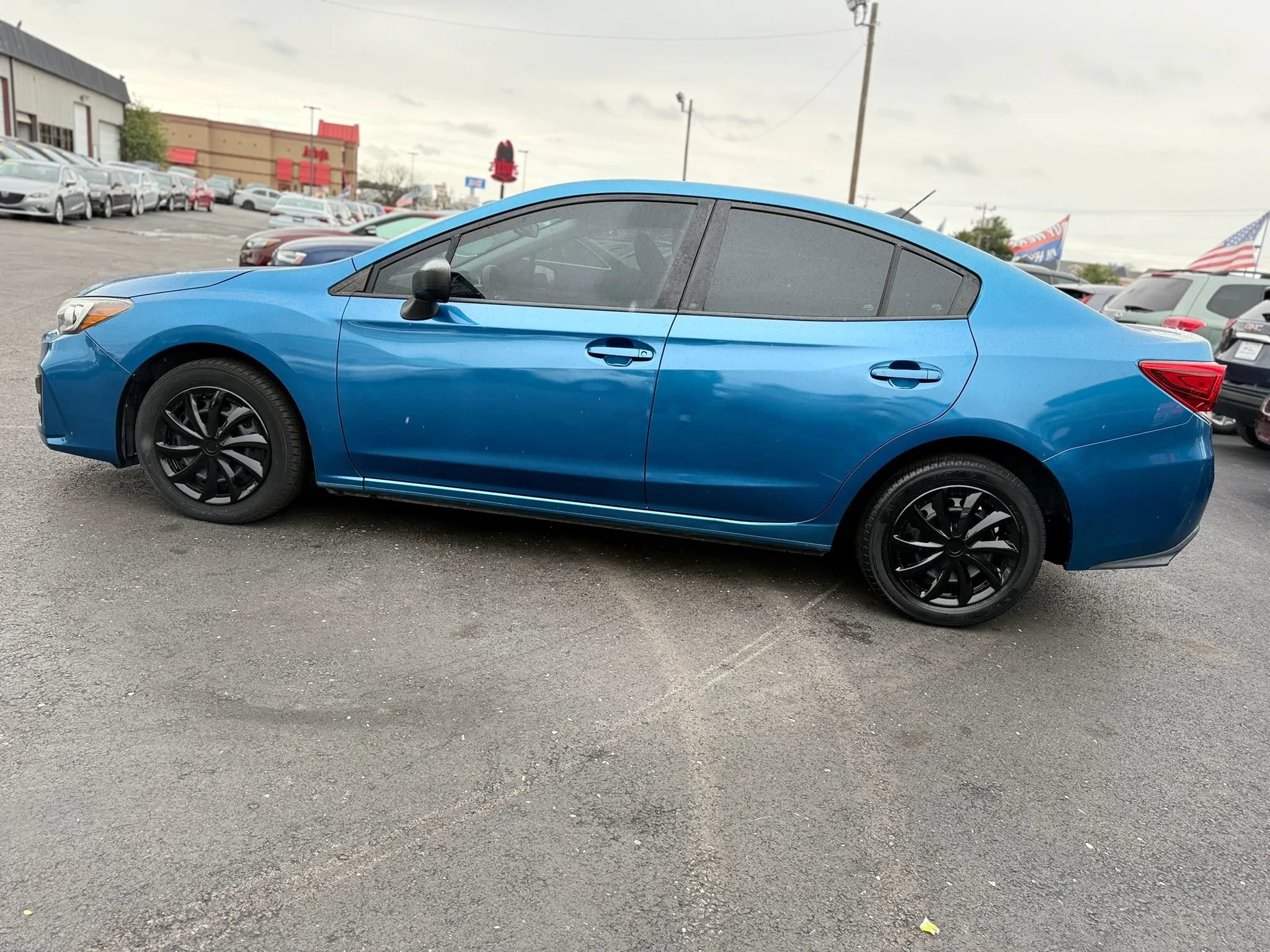 Used 2017 Subaru Impreza 2.0i AWD/4WD image 6