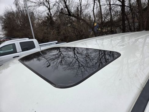 Used 2017 Honda Odyssey EX-L image 7