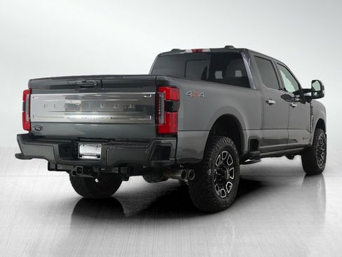 Used 2024 Ford F250 Platinum image 5