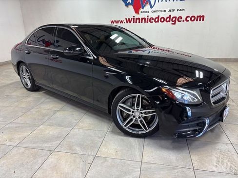 Used 2017 Mercedes-Benz E 300 image 4
