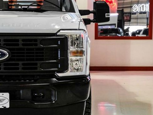Used 2024 Ford F250 XL image 36