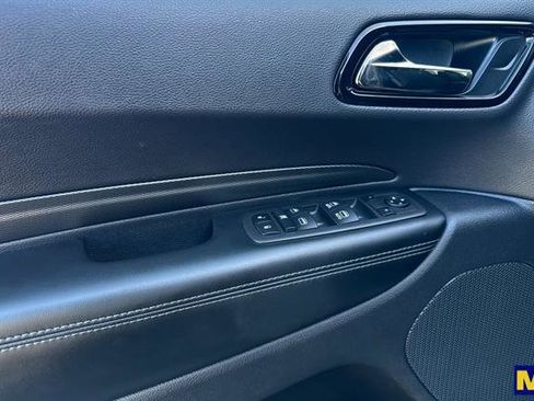 Used 2022 Dodge Durango GT image 11