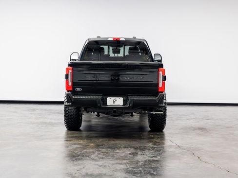 Used 2025 Ford F250 Platinum w/ FX4 Off-Road Package AWD/4WD image 18