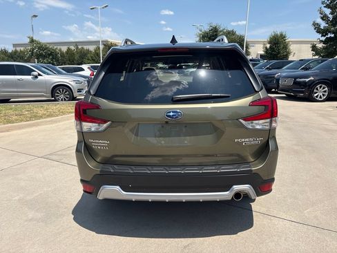 Used 2024 Subaru Forester Touring w/ Pop Package 2 AWD/4WD image 6