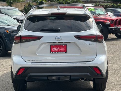 New 2026 Toyota Highlander XLE AWD/4WD image 8