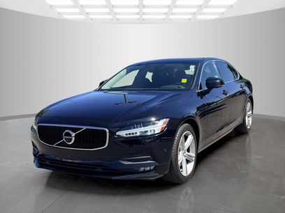 Used 2018 Volvo S90 T5 Momentum
