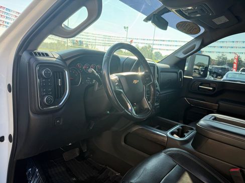 Used 2020 Chevrolet Silverado 2500 LTZ w/ LTZ Texas Edition AWD/4WD image 13