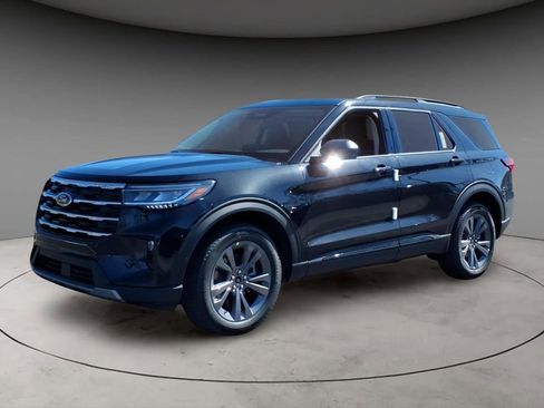 New 2026 Ford Explorer Active image 1