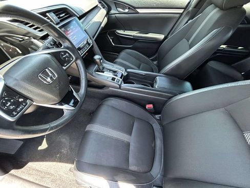 Used 2019 Honda Civic Sport image 10