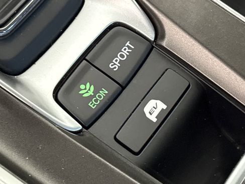 Certified 2021 Honda Accord Touring image 29