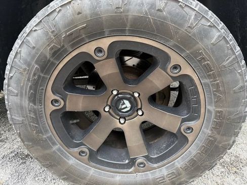 Used 2016 RAM 1500 Limited AWD/4WD image 9