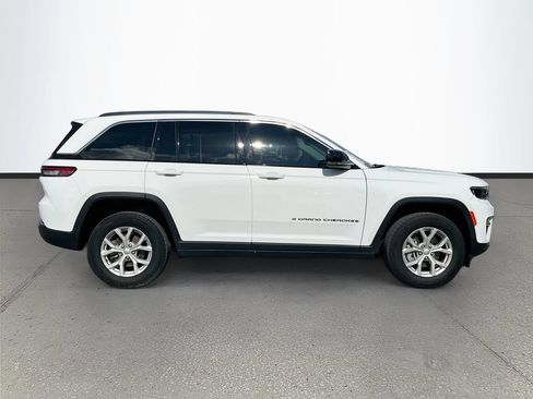 Used 2023 Jeep Grand Cherokee Limited RWD image 8