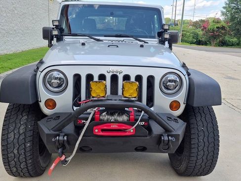 Used 2012 Jeep Wrangler Sport AWD/4WD image 10