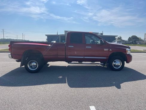 Used 2007 Dodge Ram 3500 Truck Laramie AWD/4WD image 2