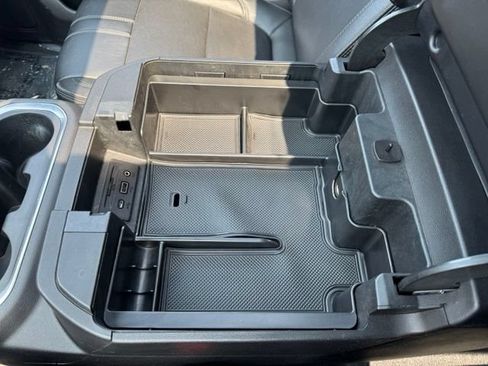 Used 2019 Chevrolet Silverado 1500 High Country w/ High Country Premium Package AWD/4WD image 23
