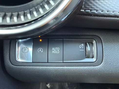 Used 2026 Chevrolet Equinox LT FWD image 16