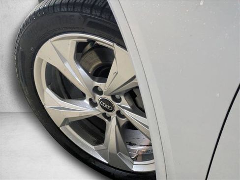 Used 2021 Audi Q5 Premium Plus image 10