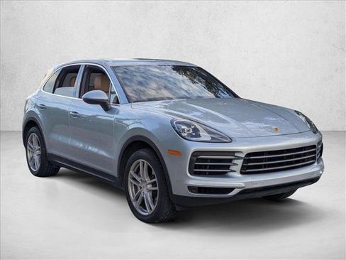 Used 2021 Porsche Cayenne S AWD/4WD image 3
