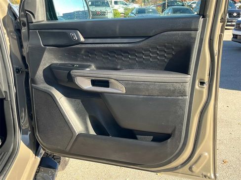 Used 2025 Ford Ranger XLT w/ Equipment Group 301A High image 23