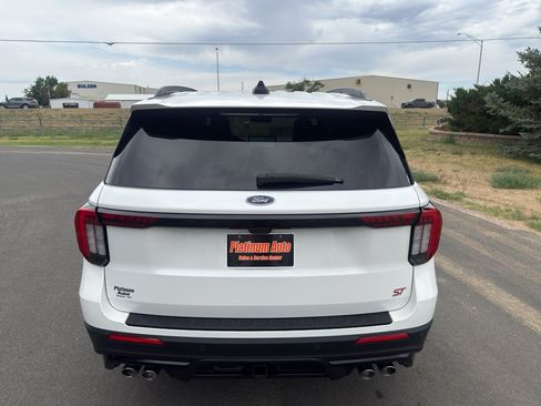 Used 2025 Ford Explorer ST AWD/4WD image 8
