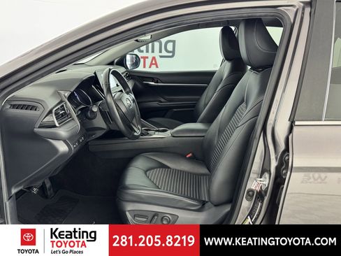 Certified 2023 Toyota Camry SE w/ Convenience Package image 16