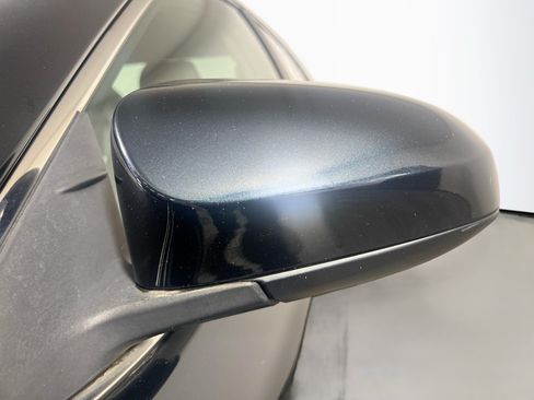 Used 2014 Toyota Camry SE FWD image 13