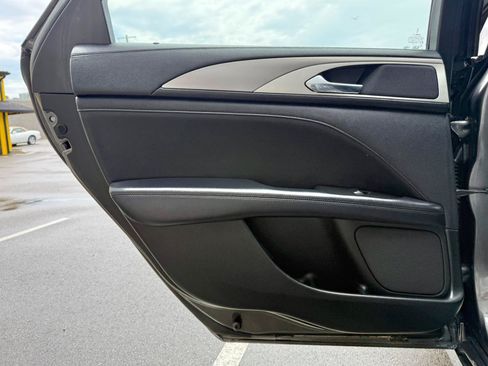 Used 2018 Lincoln MKZ Premiere w/ Magnetic Appearance Package FWD image 18