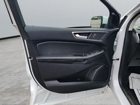 Used 2021 Ford Edge SEL w/ Cargo Accessory Package image 11