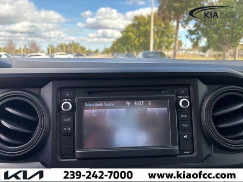 Used 2019 Toyota Tacoma SR image 14