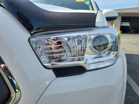 Used 2023 Toyota Tacoma SR5 image 10