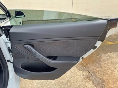 Used 2019 Tesla Model 3 Standard Range Plus RWD image 40