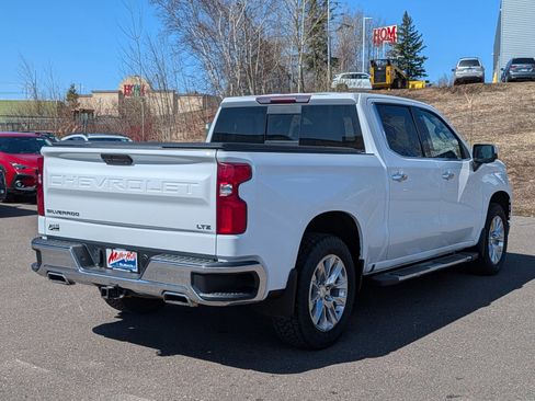 Used 2020 Chevrolet Silverado 1500 LTZ AWD/4WD image 7