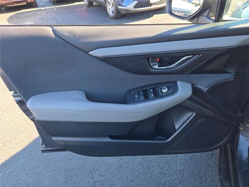 Used 2023 Subaru Outback Premium image 21