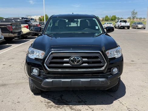 Used 2022 Toyota Tacoma SR5 w/ SR5 Appearance Package (SM) image 24