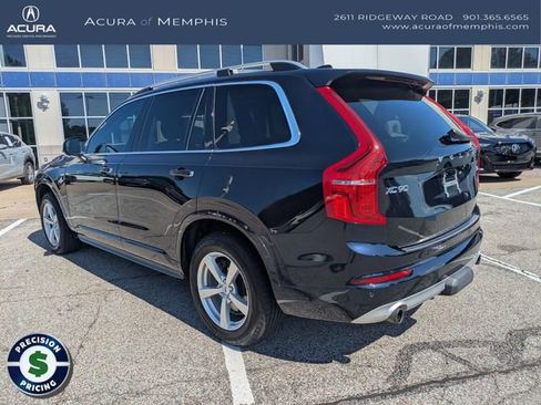 Used 2019 Volvo XC90 T5 Momentum w/ Protection Package Premier FWD image 4