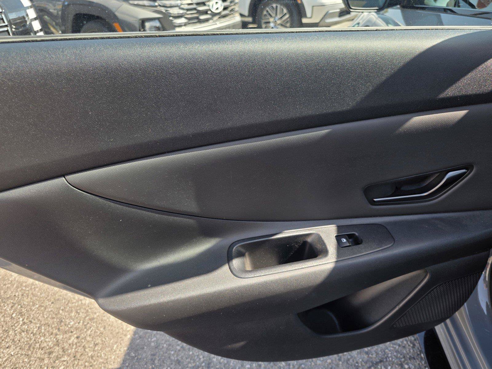 Used 2021 Hyundai Elantra N Line FWD image 13