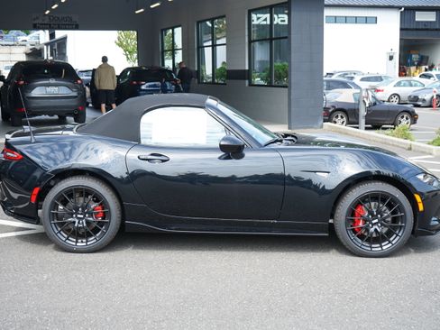 New 2026 MAZDA MX-5 Miata Club w/ Brembo/BBS Recaro Package RWD image 2