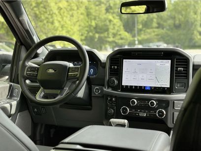 New 2025 Ford F150 XLT w/ Equipment Group 302A MID