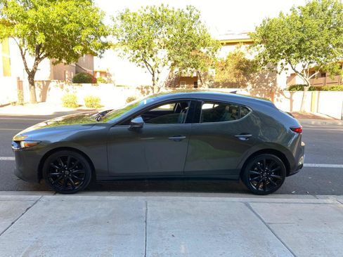 Used 2021 MAZDA MAZDA3 s FWD image 14