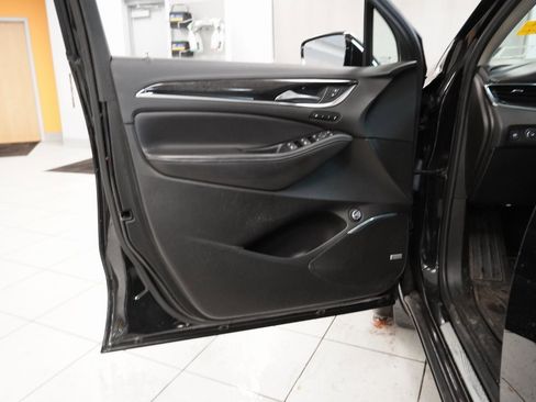 Used 2019 Buick Enclave Avenir w/ Avenir Technology Package image 6