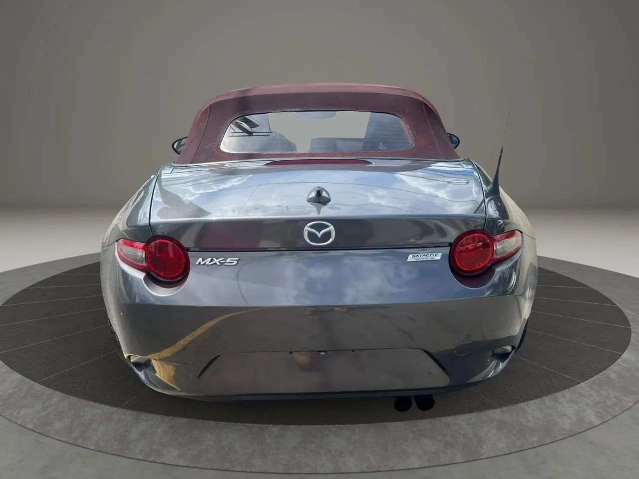 Used 2018 MAZDA MX-5 Miata Grand Touring RWD image 6