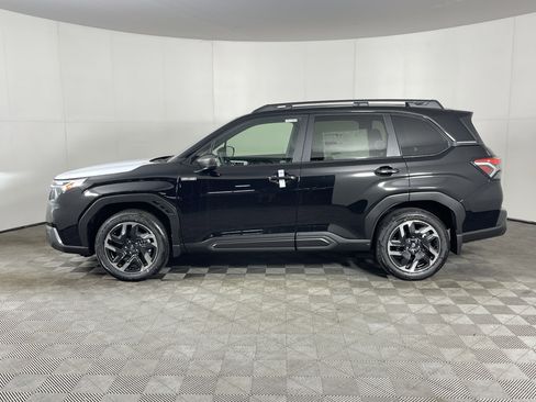 New 2025 Subaru Forester Limited image 3