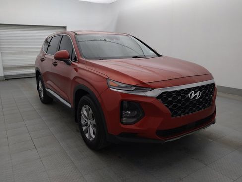 Used 2019 Hyundai Santa Fe SE image 13