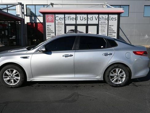 Used 2018 Kia Optima LX image 6