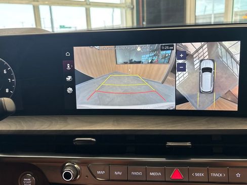 Used 2025 Kia Telluride SX Prestige X-Pro image 24