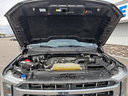 Used 2021 Ford F150 Lariat w/ Equipment Group 502A High AWD/4WD image 24