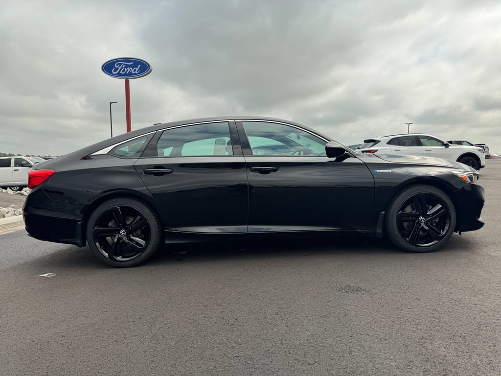 Used 2022 Honda Accord Sport image 4